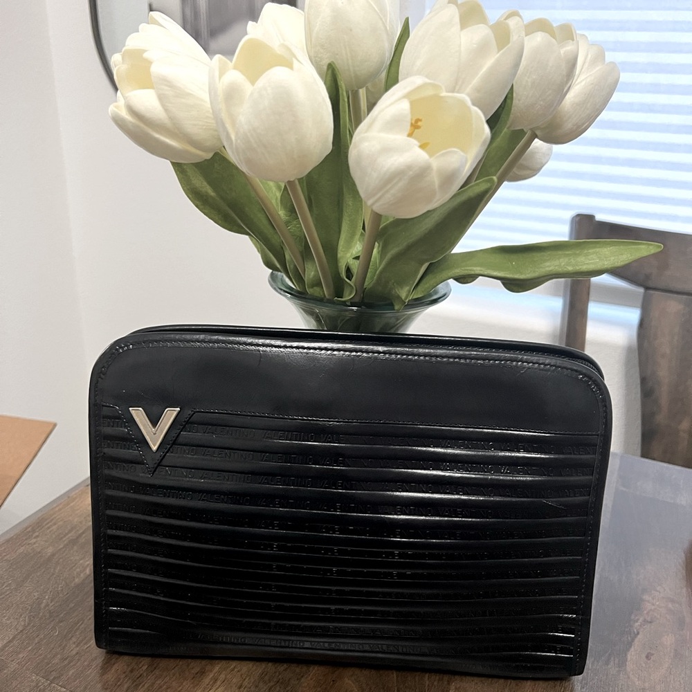 MARIO VALENTINO LEATHER CLUTCH